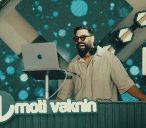 DJ מוטי וקנין