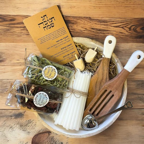 הדר יולי Reflections