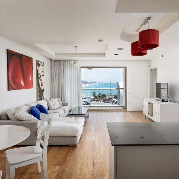 PARASOLY עמיחי אלון